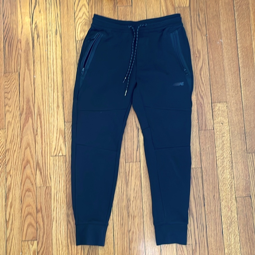 Black American Eagle Joggers